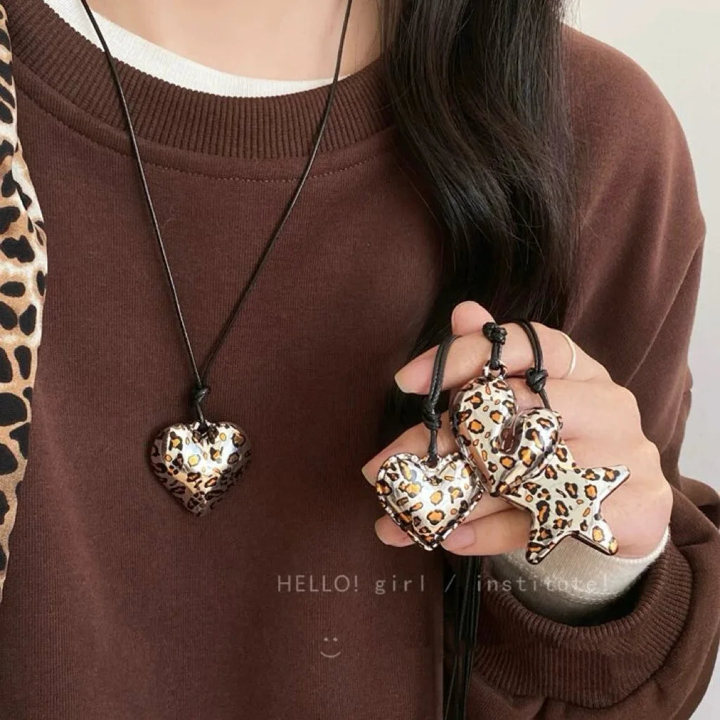 Retro Leopard Print Heart-shaped Star Pendant Necklace Women's Autumn and Winter Long Style Hanging Neck Sweater Chain Accessory